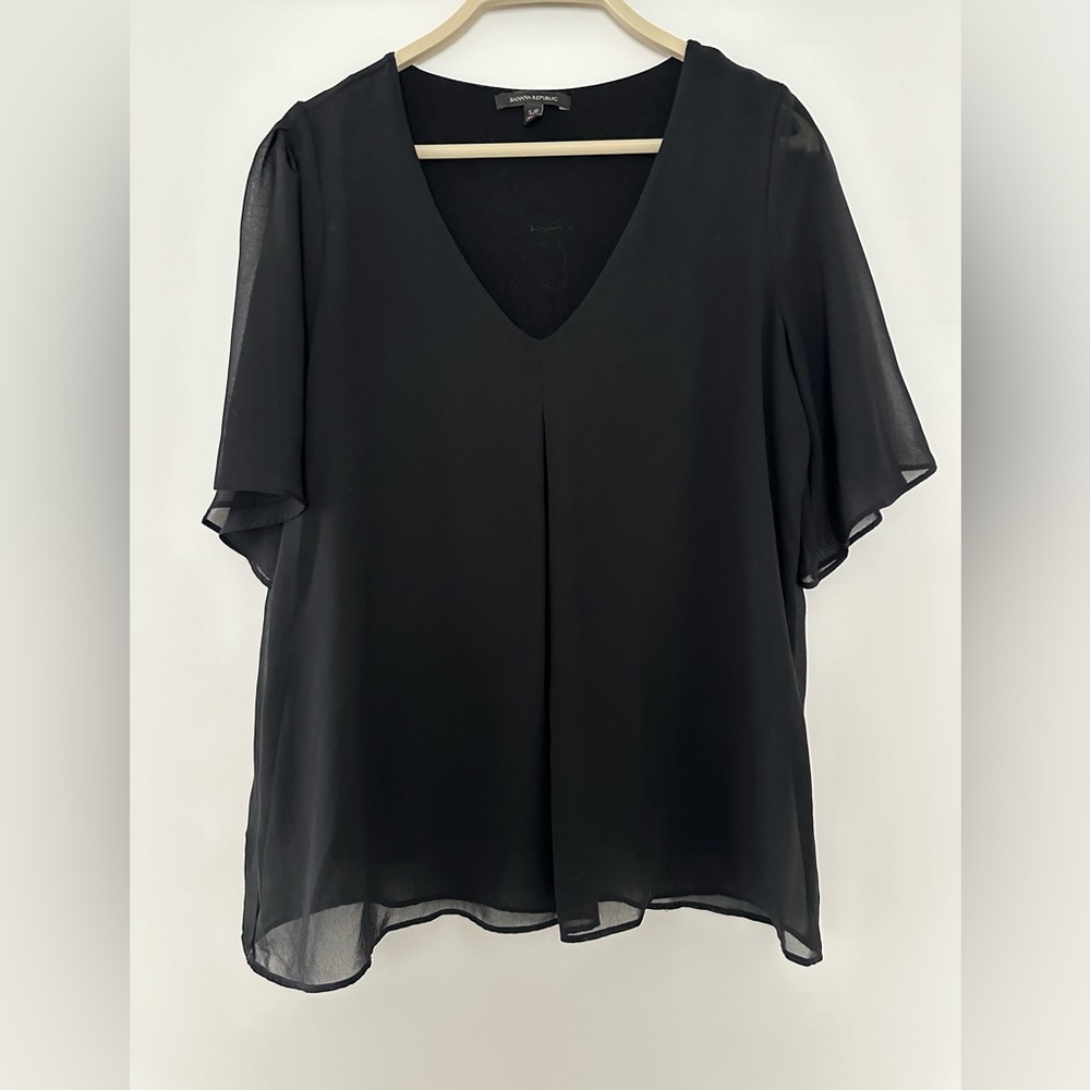 Banana Republic black top